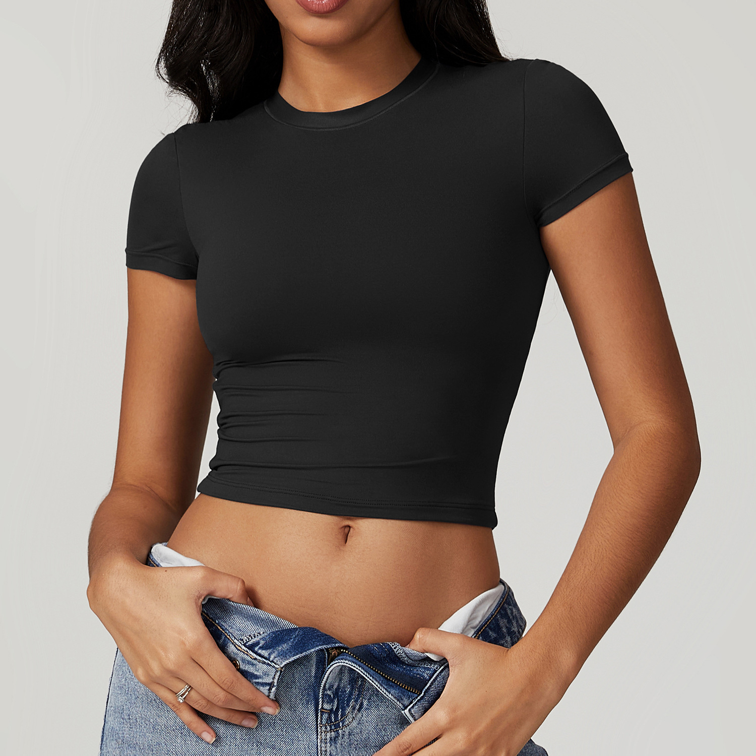 Ein eng anliegendes Sport-T-Sh – T Shirt Tight Fit Bewertung und Preis